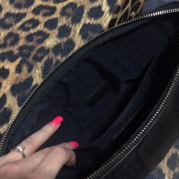 Coach carry all bag! NWOT! - Picture 5 of 9